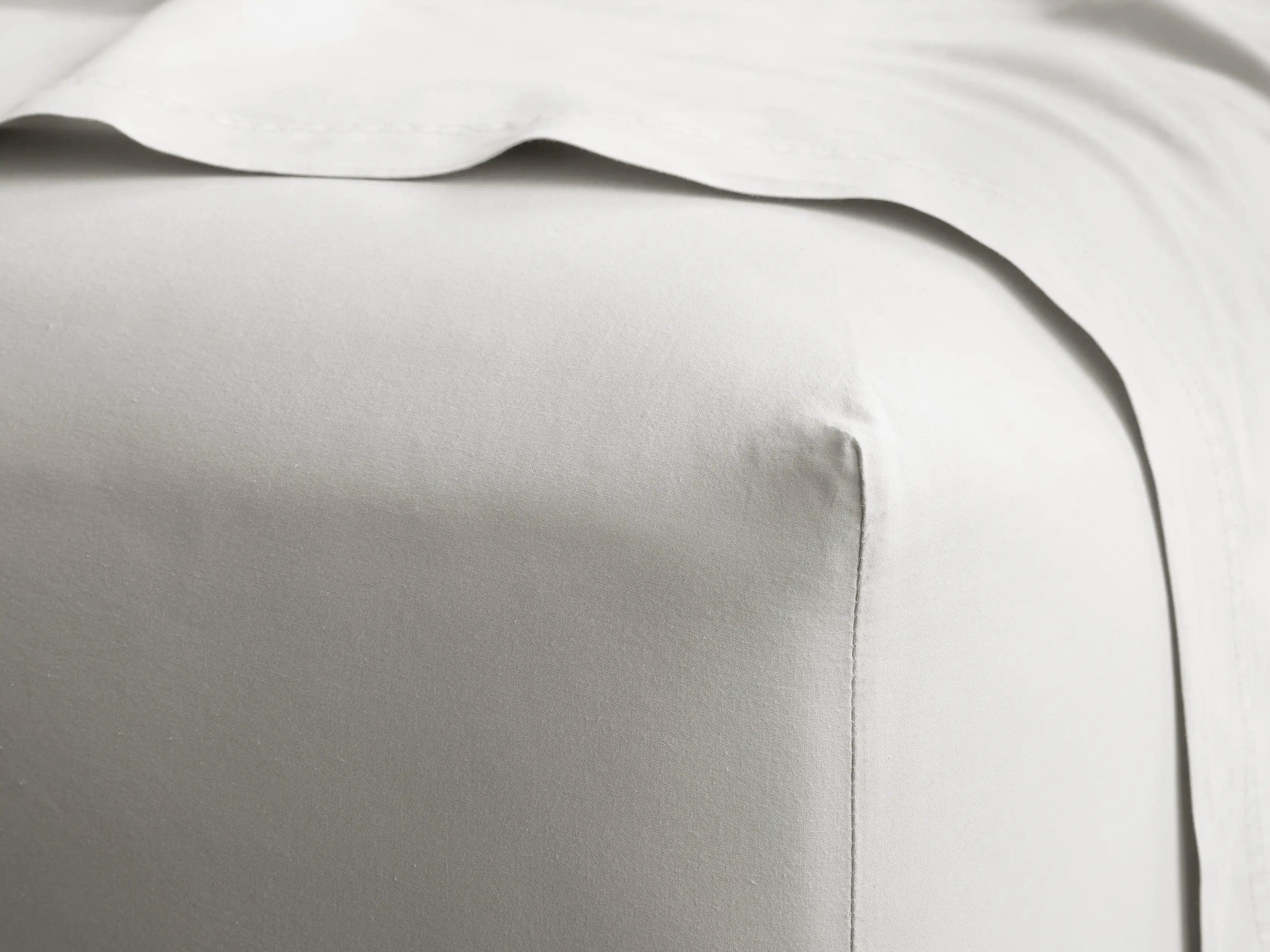 Italian Garment Dyed Percale Fitted Sheet