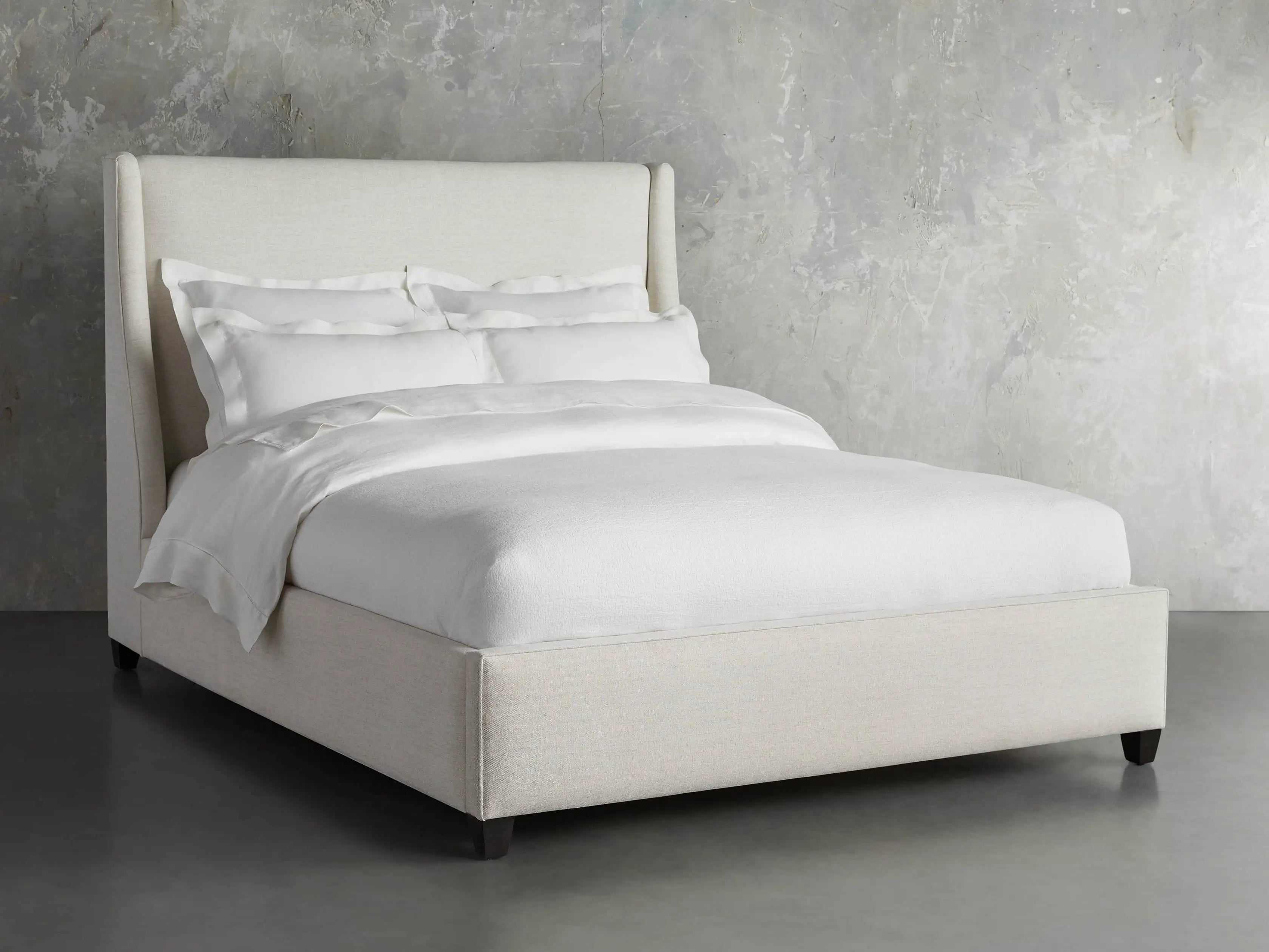 Atlyn Bed